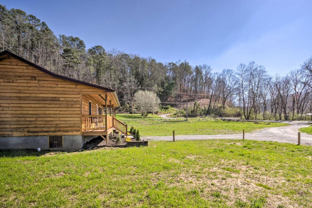 Cozy Smoky Mountain Cabin By Tuckasegee River! Bryson City Exterior photo
